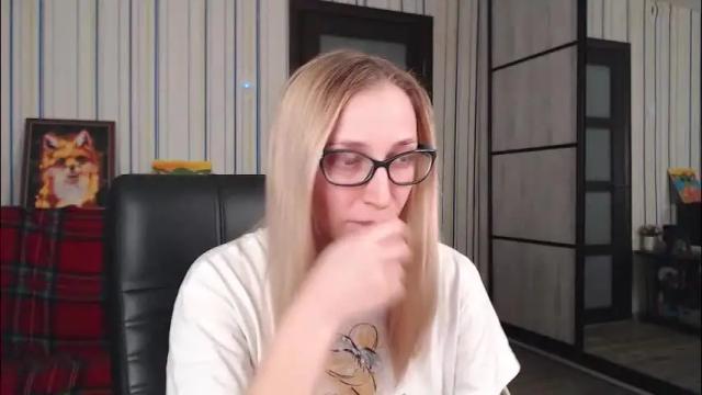 Image 11 of vikaericka Stream on Chaturbate on 2 months ago