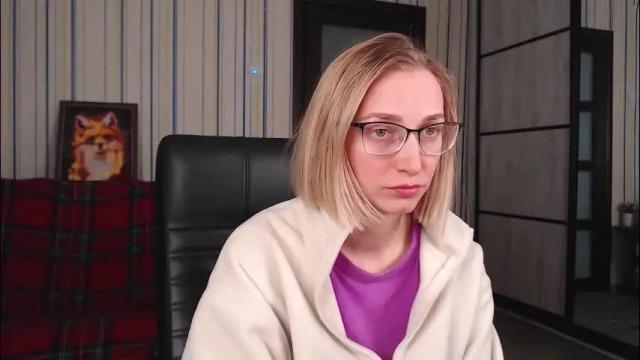 Image 10 of vikaericka Stream on Chaturbate on 2 months ago