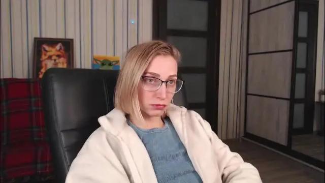 Image 4 of vikaericka Stream on Chaturbate on 2 months ago