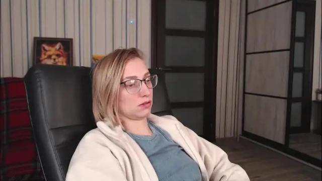 Image 7 of vikaericka Stream on Chaturbate on 2 months ago