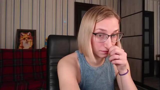 Image 10 of vikaericka Stream on Chaturbate on 1 month ago