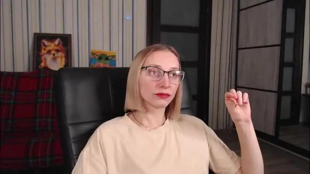 Image 8 of vikaericka Stream on Chaturbate on 1 month ago