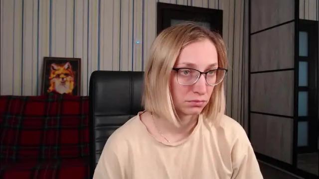 Image 12 of vikaericka Stream on Chaturbate on 1 month ago