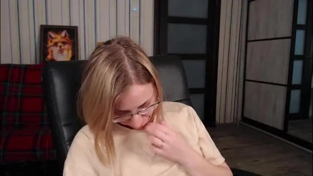 Image 2 of vikaericka Stream on Chaturbate on 1 month ago