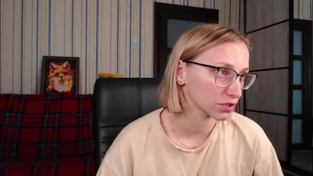 Image 7 of vikaericka Stream on Chaturbate on 1 month ago