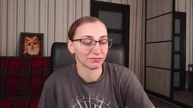 Image 2 of vikaericka Stream on Chaturbate on 1 month ago