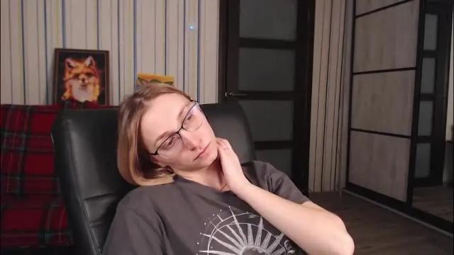 Image 3 of vikaericka Stream on Chaturbate on 1 month ago