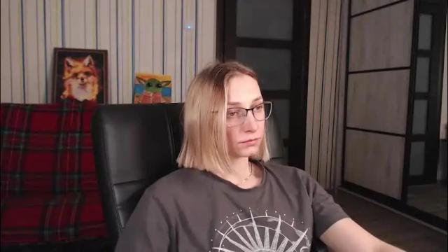 Image 6 of vikaericka Stream on Chaturbate on 1 month ago