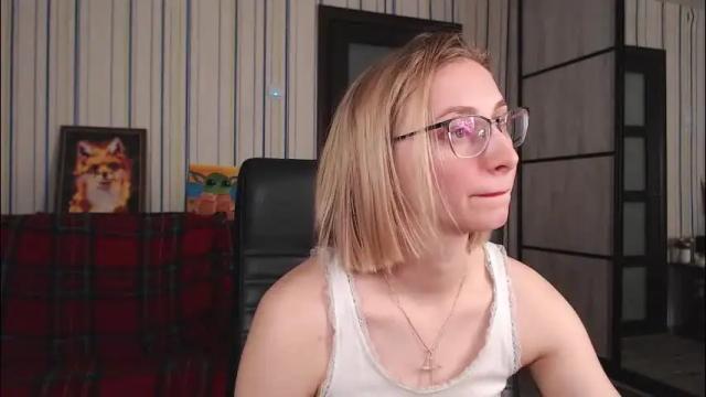 Image 6 of vikaericka Stream on Chaturbate on 29 days ago