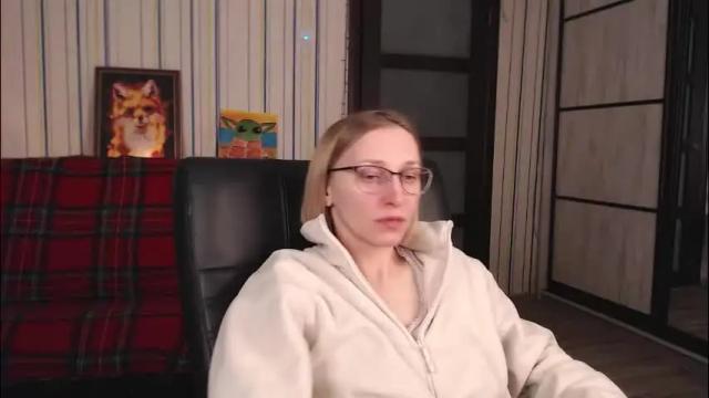 Image 3 of vikaericka Stream on Chaturbate on 10 days ago