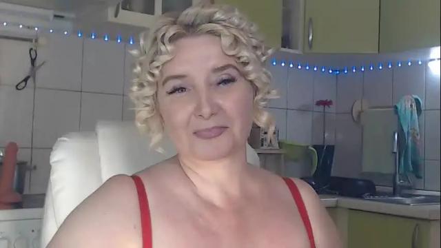 Image 11 of vikaohair Stream on Chaturbate on 3 months ago