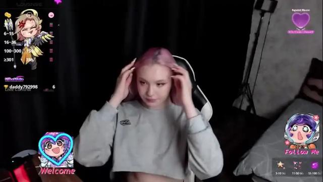 Image 3 of vikapowers Stream on Chaturbate on 23 days ago