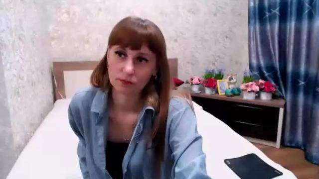 Image 7 of viki_ray Stream on Chaturbate on 18 months ago