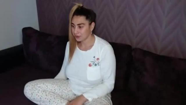 Thumbnail 3, vikihorny's Stream at Chaturbate, 19 months ago