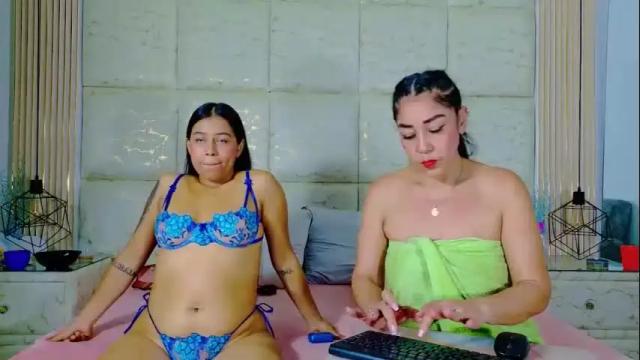 Image 4 of vikitomson Stream on Chaturbate on 1 month ago
