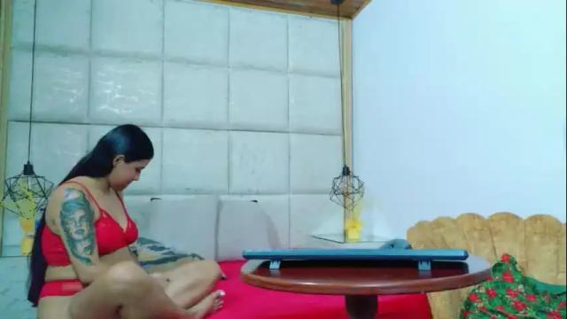 Image 3 of vikitomson Stream on Chaturbate on 1 day ago