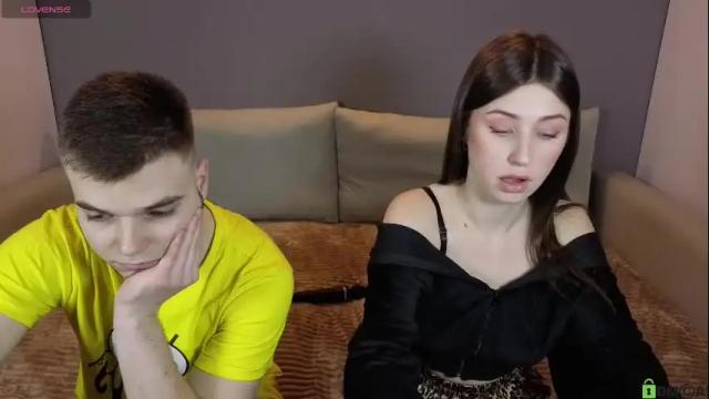 Image 6 of vikki_and_george Stream on Chaturbate on 1 month ago