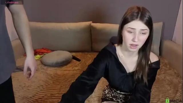 Image 2 of vikki_and_george Stream on Chaturbate on 1 month ago