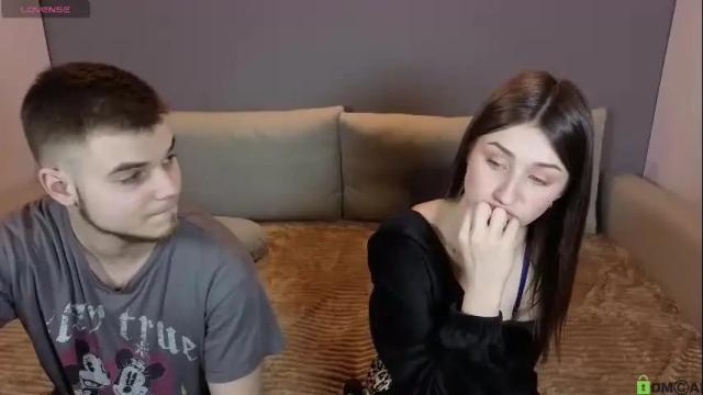 Image 7 of vikki_and_george Stream on Chaturbate on 1 month ago