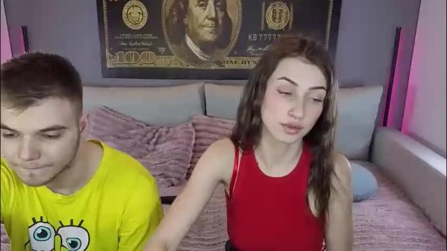 Image 4 of vikki_and_george Stream on Chaturbate on 5 months ago