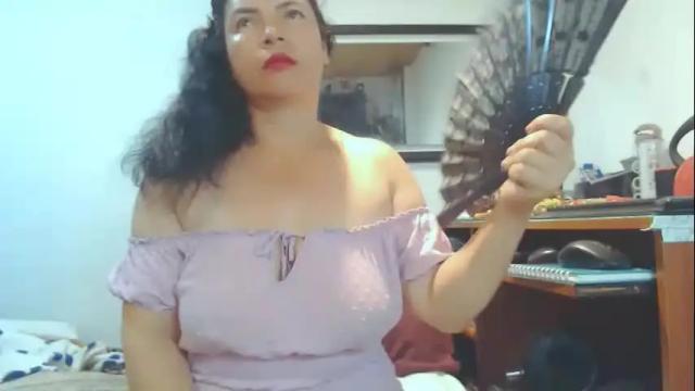 Image 2 of vikktoriaaa Stream on Chaturbate on 16 days ago