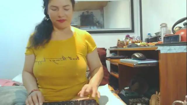 Image 7 of vikktoriaaa Stream on Chaturbate on 14 days ago