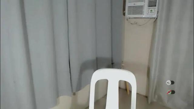 Image 3 of vikkylustfull Stream on Chaturbate on 2 months ago