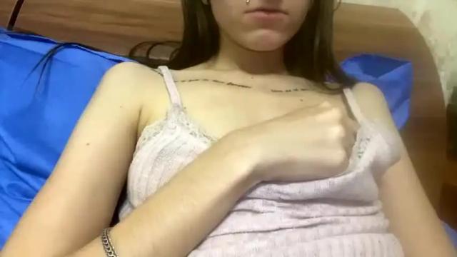 Image 11 of viktoria9898 Stream on Chaturbate on 14 months ago