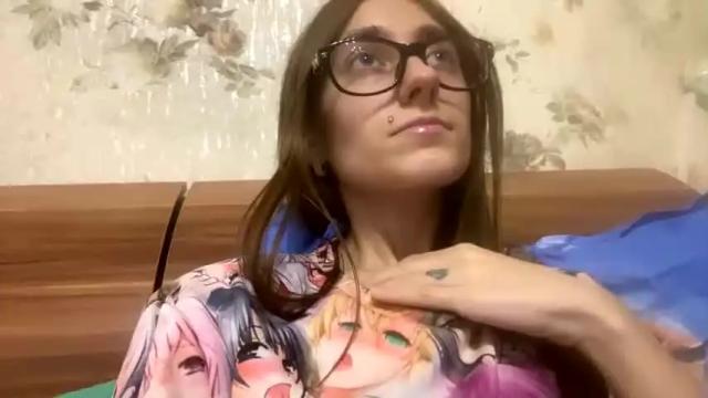 Image 2 of viktoria9898 Stream on Chaturbate on 14 months ago