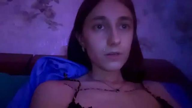 Image 11 of viktoria9898 Stream on Chaturbate on 14 months ago