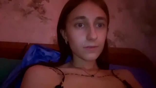 Image 12 of viktoria9898 Stream on Chaturbate on 14 months ago