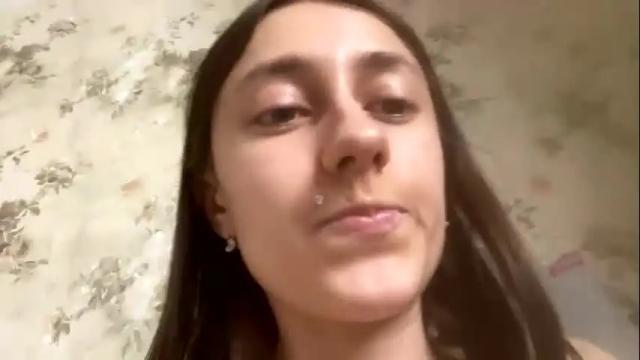 Image 3 of viktoria9898 Stream on Chaturbate on 2 months ago