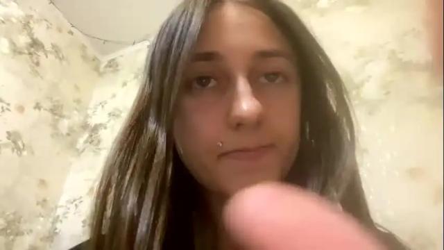 Image 12 of viktoria9898 Stream on Chaturbate on 9 months ago