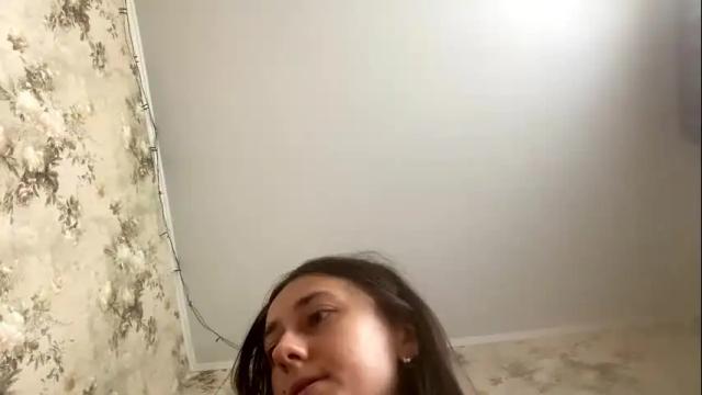 Image 2 of viktoria9898 Stream on Chaturbate on 8 months ago