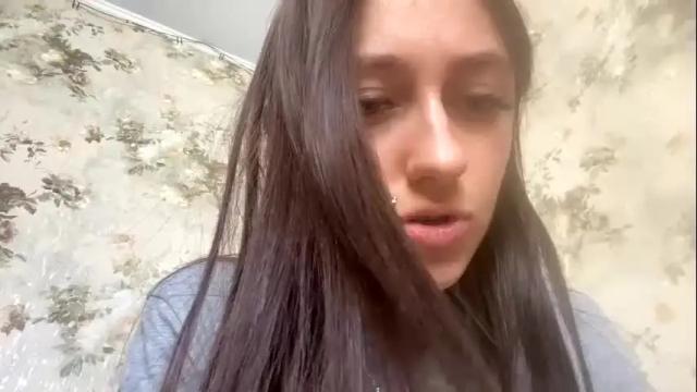 Image 3 of viktoria9898 Stream on Chaturbate on 28 days ago