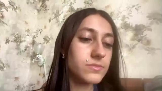 Image 2 of viktoria9898 Stream on Chaturbate on 24 days ago