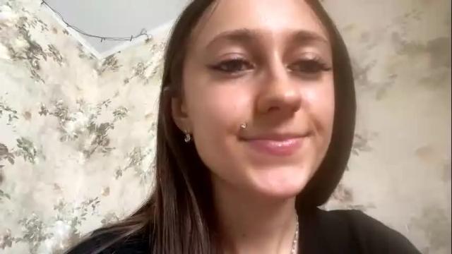 Image 10 of viktoria9898 Stream on Chaturbate on 6 months ago