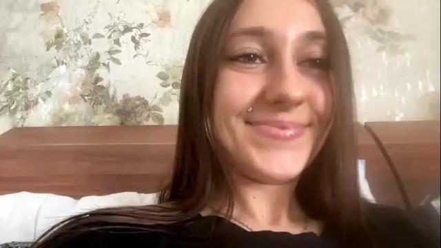 Image 7 of viktoria9898 Stream on Chaturbate on 6 months ago