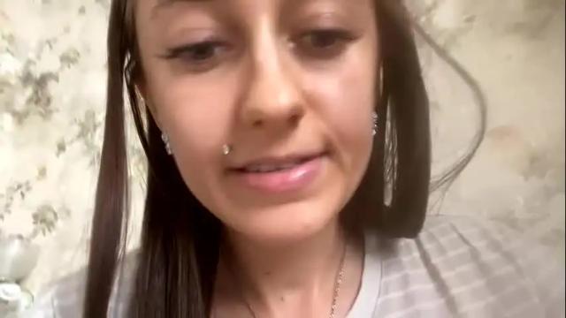 Image 2 of viktoria9898 Stream on Chaturbate on 6 months ago