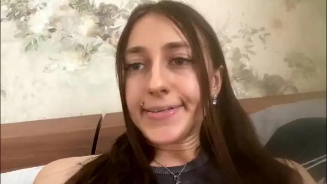 Image 7 of viktoria9898 Stream on Chaturbate on 5 months ago