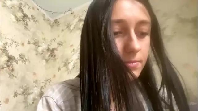 Image 3 of viktoria9898 Stream on Chaturbate on 5 months ago