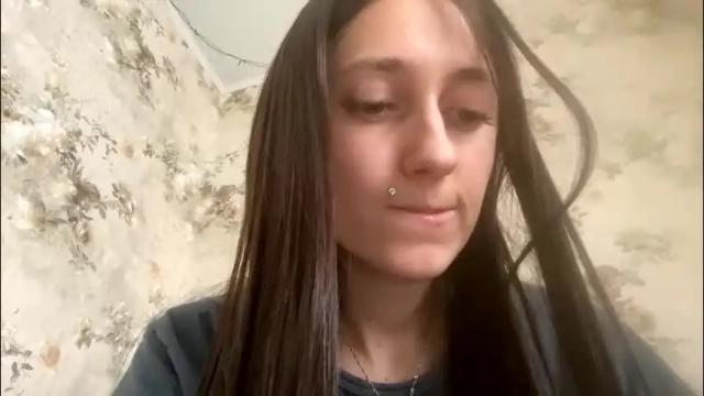 Image 3 of viktoria9898 Stream on Chaturbate on 2 months ago
