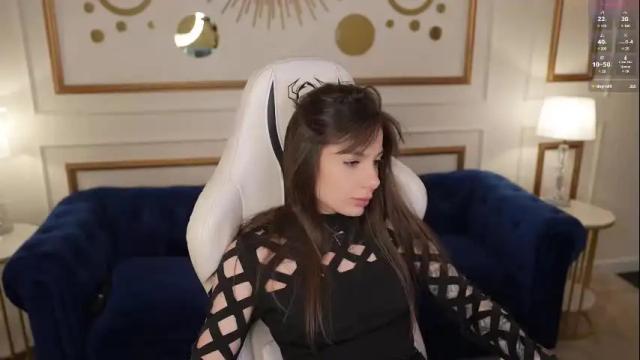Image 11 of viktoria_storm Stream on Chaturbate on 8 days ago