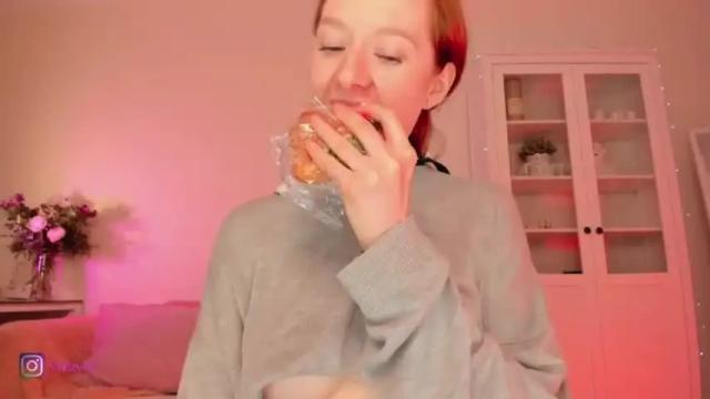 Image 6 of viktoria_sullivans Stream on Chaturbate on 13 months ago