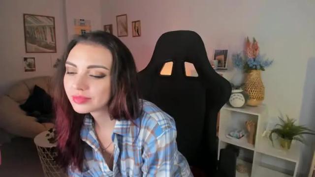 Image 2 of viktoriabell Stream on Chaturbate on 21 months ago