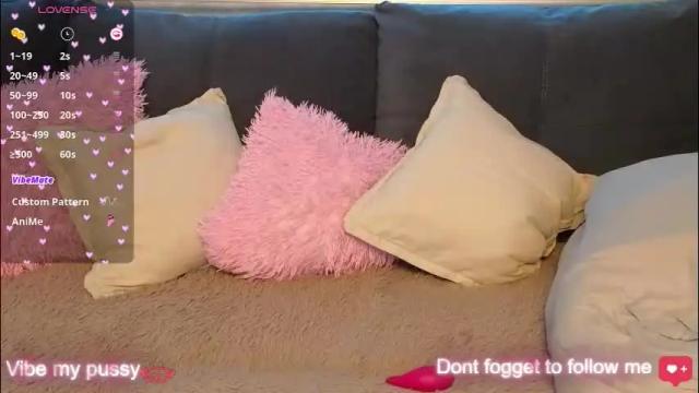 Image 12 of viktoriacruses Stream on Chaturbate on 2 months ago