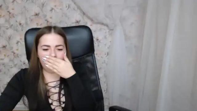 Image 3 of viktorisexi Stream on Chaturbate on 17 months ago