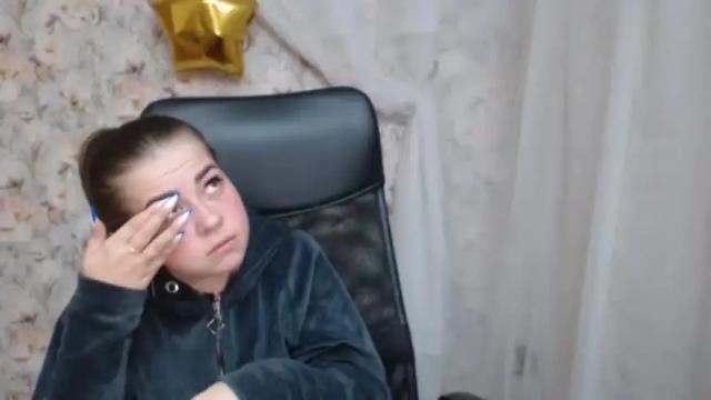 Image 2 of viktorisexi Stream on Chaturbate on 15 months ago