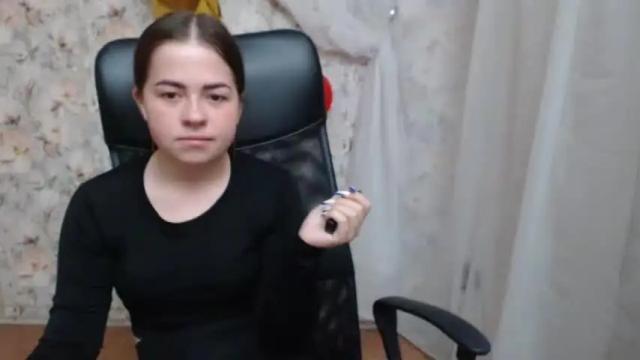 Image 10 of viktorisexi Stream on Chaturbate on 15 months ago