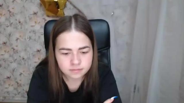 Image 2 of viktorisexi Stream on Chaturbate on 15 months ago